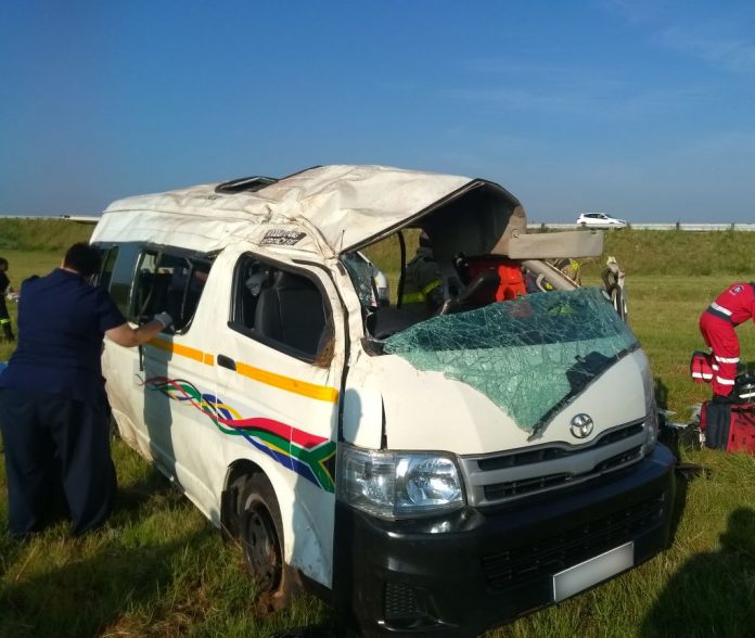 CENTURION-Taxi-rollover-leaves-one-dead-nine-injured_.jpeg